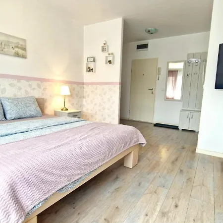 Apartmani Paku Βελιγράδι Δωμάτιο φωτογραφία