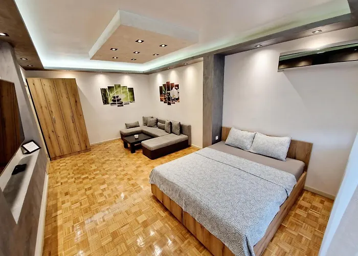 Apartmani Paku